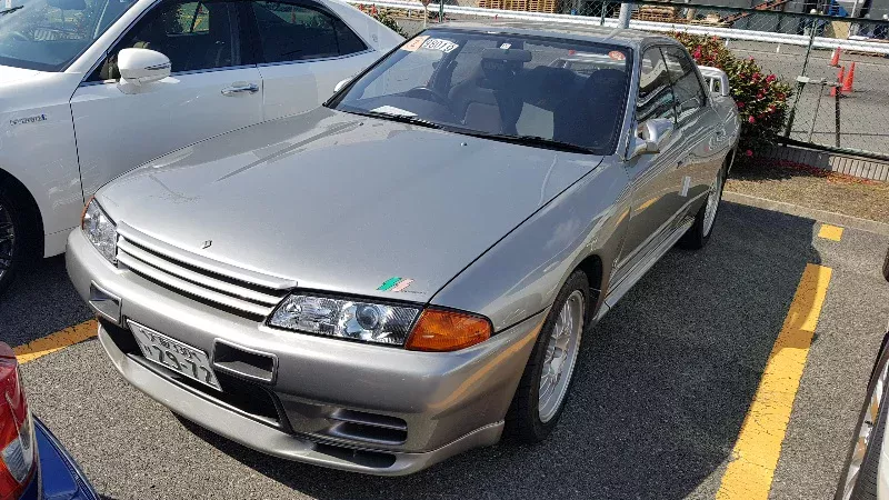 Unicorn Spotting: The Legend of the R32 Skyline S&S 4-Door Complete